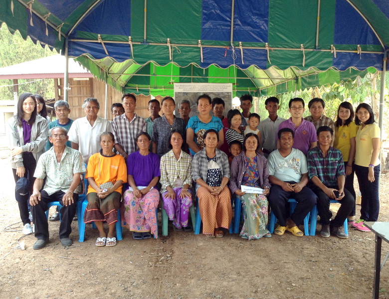 สทอภ. รวมกับมูลนิธิชัยพัฒนา สำรวจและจัดทำฐานข้อมูลภูมิสารสนเทศ บ่อน้ำพระราชทานเพื่อโยชน์แก่ราษฎร กลุ่มผลิตเมล็ดพันธุ์ข้าวหอมมะลิ ๑๐๕ พระราชทาน ตำบลระแงง อำเภอศีขรภูมิ และตำบลสำโรงทาบ อำเภอสำโรงทาบ จังหวัดสุรินทร์_3